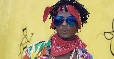 Weasel beats up Khalifah in Club Amnesia