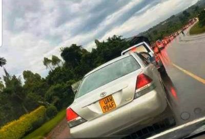 Traffic jam worsens as Christmas nears