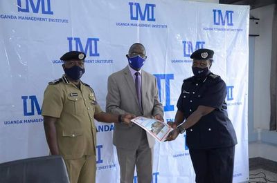 19 Police officers equipped with leadership skills