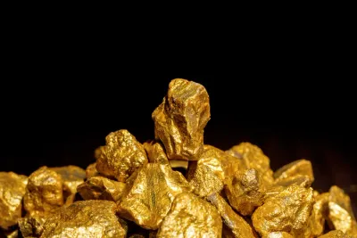 Four Police Officers Convicted After Guarding Suspects in US$4M Gold Fraud Operation