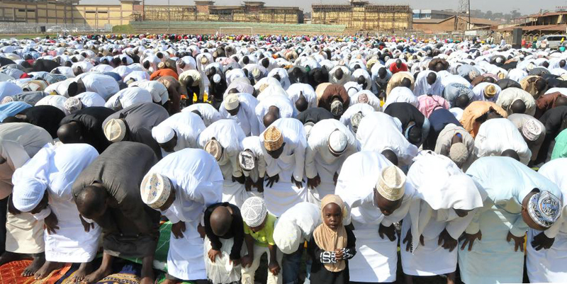 Muslims praying on Eid el fitr