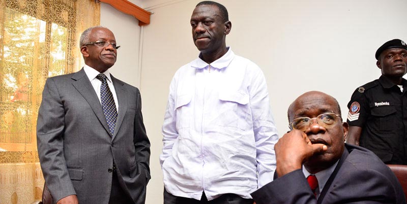 Opposition candidates Amama Mbabazi and Kizza Besigye