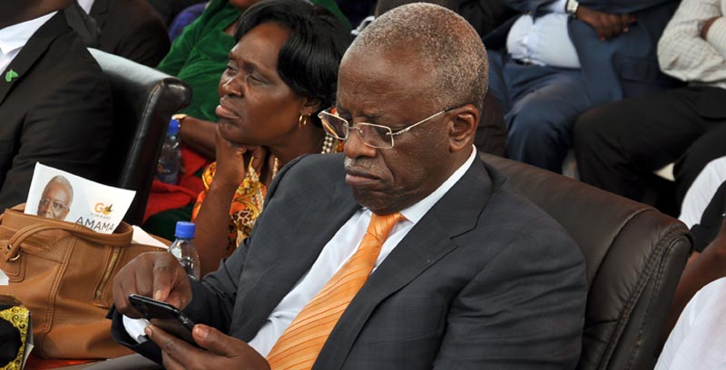 Presidential candidate Amama Mbabazi and FDC's Betty Anywar at Nakivubo