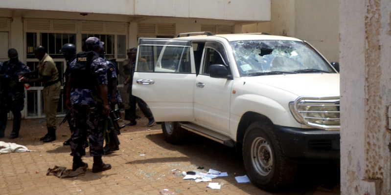 vehicle seen with pre ticked votes in Makindye was shattered by angry voters