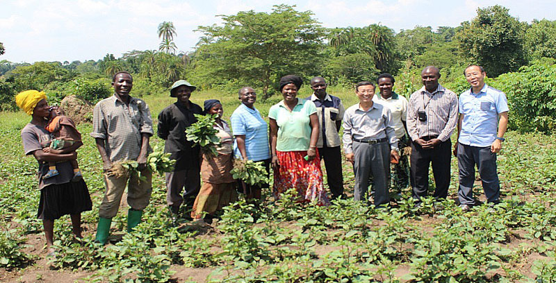 Mifunya farmers group members group members with KOPIA, NARL, NACRRI and MUZARDI