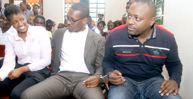 Matthew Kanyamunyu (Centre) with co-accused Joseph Kanyamunyu and Cynthia Munwangali at court this week