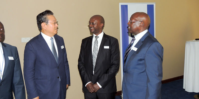 Ambassador Park Jong Dae (L) and CAA MD Dr. Rama Makuza Exchanging ideas at the unveiling ceremony