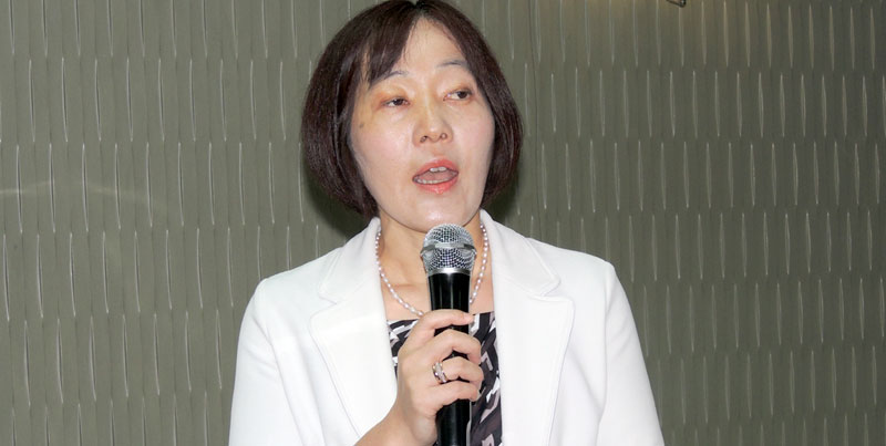 Ms. Kazuko Ishigaki addressing works officials this week
