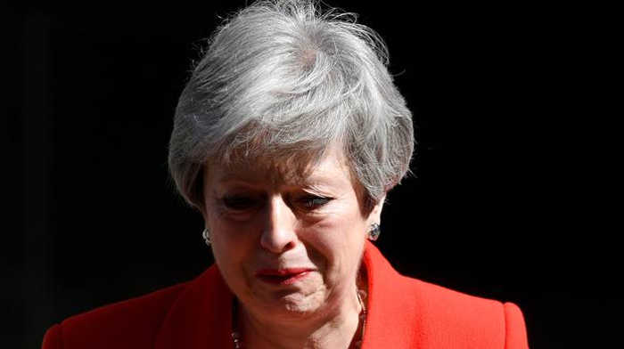 UK Prime Minister Theresa May announcing her resignation set for June 7