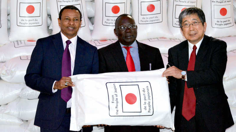 Japan gives rice aid to Uganda