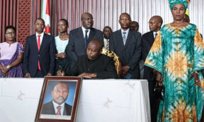 Ndayishimiye sign condolence book