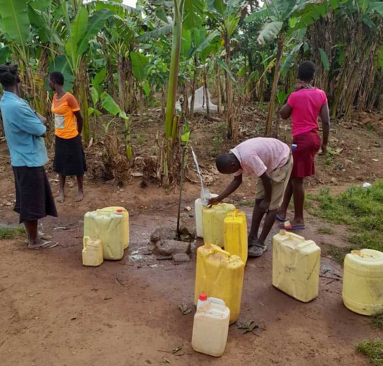 Through a network of taps that spread to a radius of about 350 metres across the village, villagers are able to get clean drinking water
