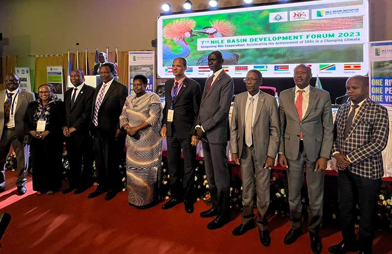 VP-Alupo-with-participants-of-the-7th-NBDF